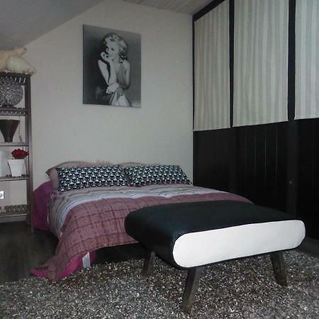 Louane Apartment Льо Ман Екстериор снимка